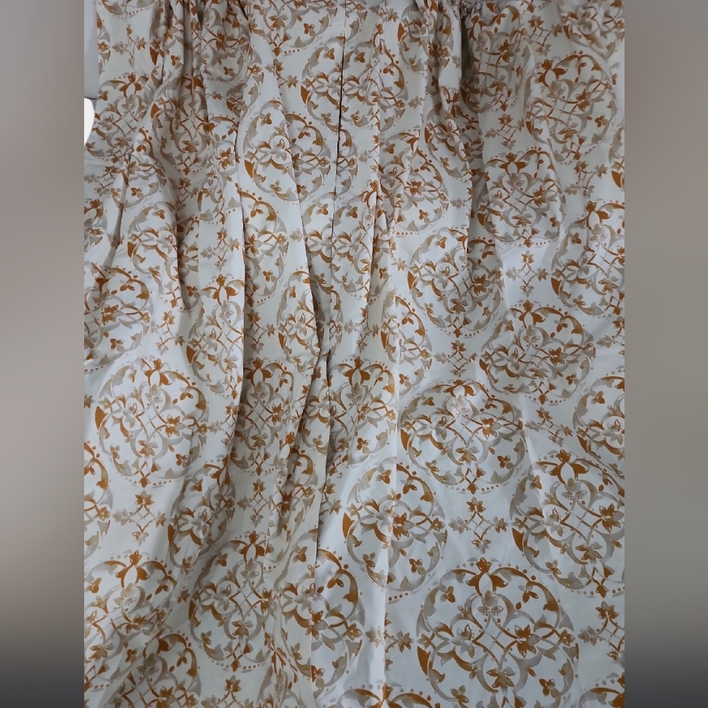 Set Of White and Gold Patterned Thermal Curtains